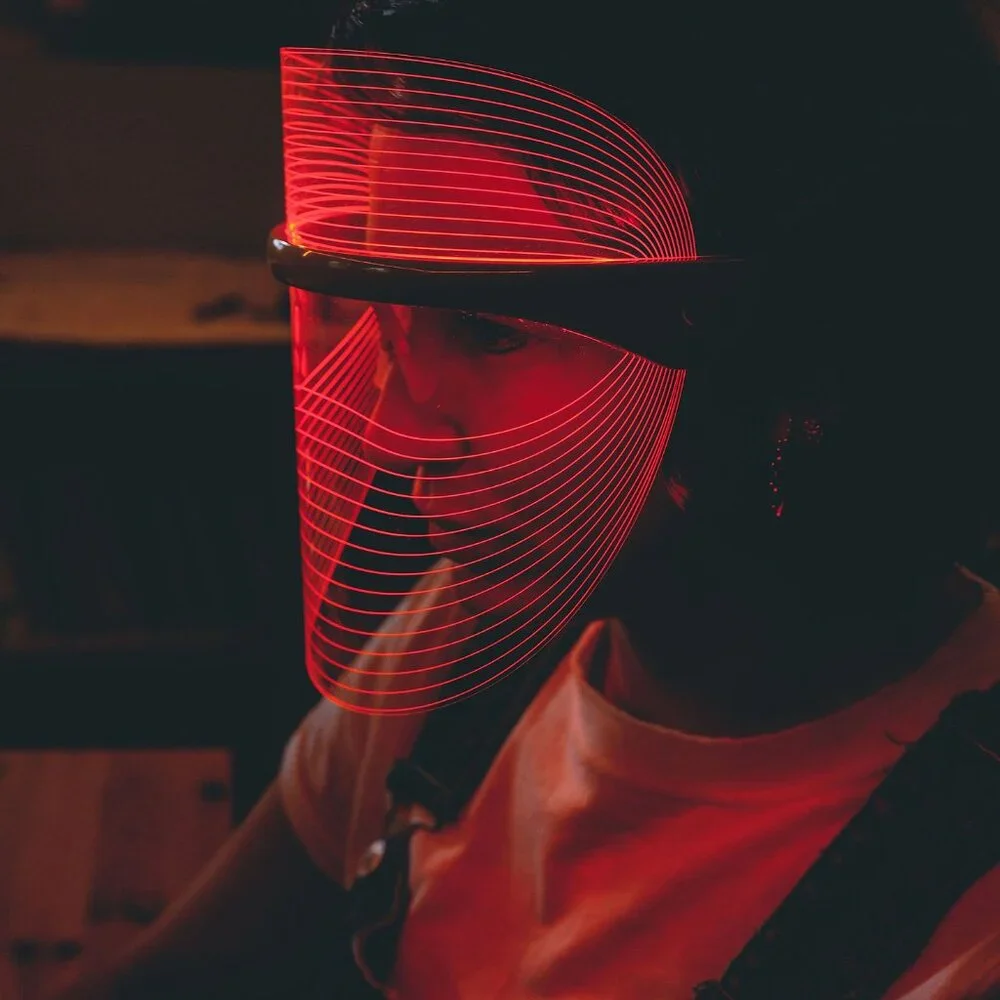 Via Healing Red/Blue/Orange Light Therapy Mask - Picture 2 of 3